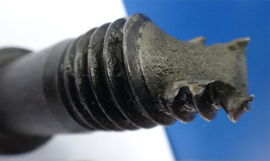 大型工业吊扇螺栓断裂分析 大型工业吊扇螺栓断裂分析